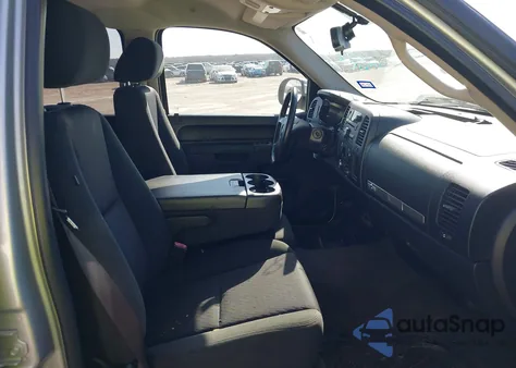 2010 Chevrolet Silverado 1500 Lt z USA, uszkodzony, nr VIN 3GCRCSE0XAG148141